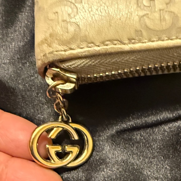 Gucci monogram Wallet Leather Beige GG Wallet &Gold Charm Authentic Gucci wallet - Picture 16 of 16